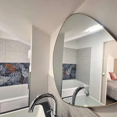 Evasion Champetre Avec Spa, Activites Ludiques Et Confort Moderne - Fr-1-496-310 Vakantiehuis *