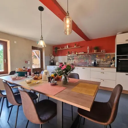 Evasion Champetre Avec Spa, Activites Ludiques Et Confort Moderne - Fr-1-496-310 Vakantiehuis