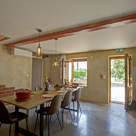 Evasion Champetre Avec Spa, Activites Ludiques Et Confort Moderne - Fr-1-496-310 * Saint-Cyr-les-Vignes